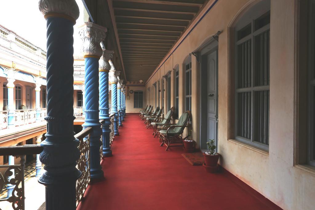 Chettinadu Mansion - An Authentic Heritage Palace Kanadukattan Exterior photo